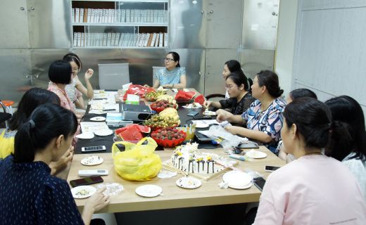 2021年度公司第二季度员工生日会